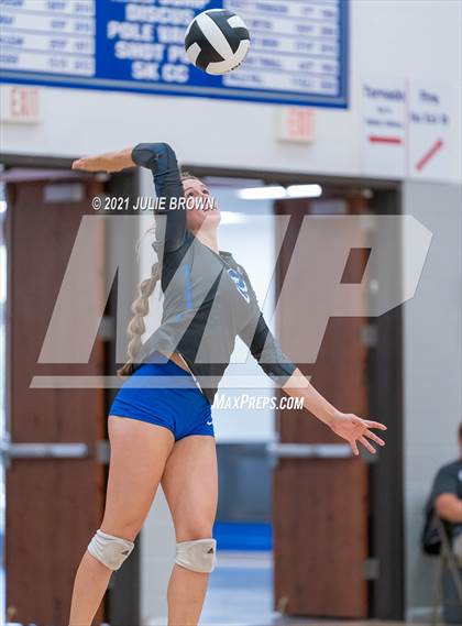 Thumbnail 1 in Lawrence North @ Hamilton Southeastern photogallery.