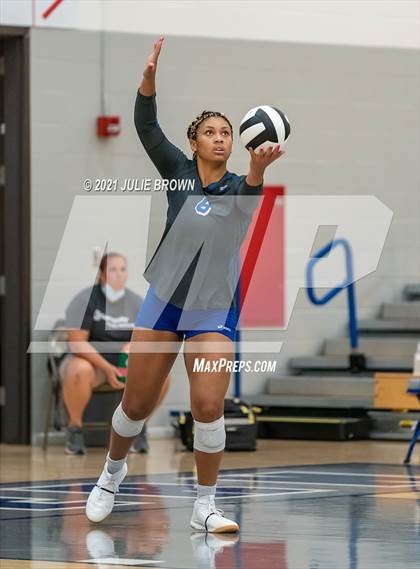 Thumbnail 3 in Lawrence North @ Hamilton Southeastern photogallery.