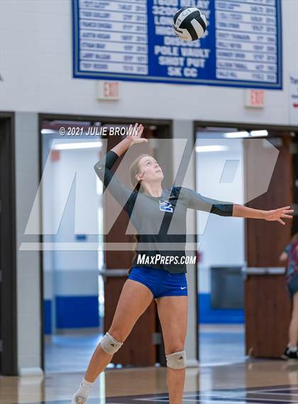 Thumbnail 2 in Lawrence North @ Hamilton Southeastern photogallery.