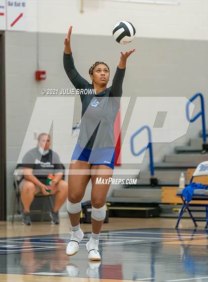 Thumbnail 2 in Lawrence North @ Hamilton Southeastern photogallery.