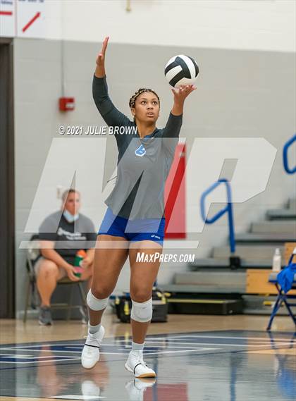 Thumbnail 1 in Lawrence North @ Hamilton Southeastern photogallery.