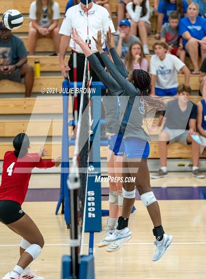 Thumbnail 2 in Lawrence North @ Hamilton Southeastern photogallery.