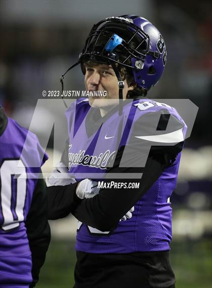 Thumbnail 1 in Conway vs. Fayetteville (AAA 7A Semifinal) photogallery.