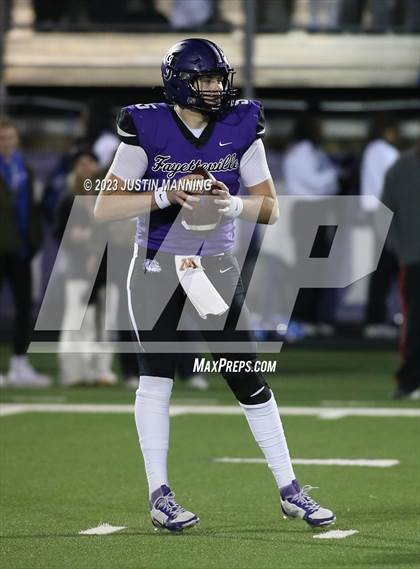 Thumbnail 2 in Conway vs. Fayetteville (AAA 7A Semifinal) photogallery.