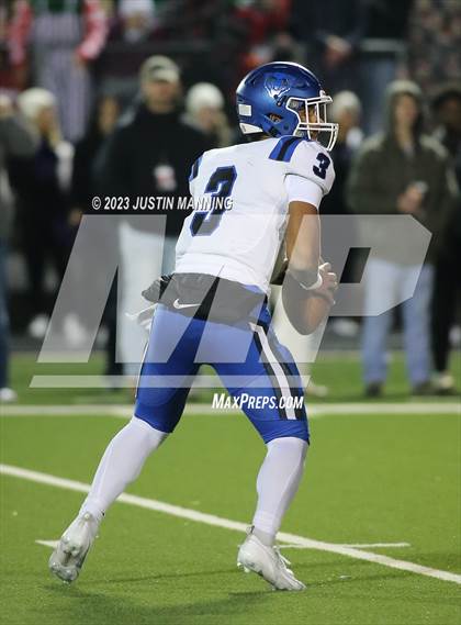 Thumbnail 2 in Conway vs. Fayetteville (AAA 7A Semifinal) photogallery.