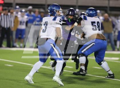 Thumbnail 3 in Conway vs. Fayetteville (AAA 7A Semifinal) photogallery.