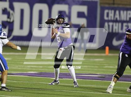 Thumbnail 3 in Conway vs. Fayetteville (AAA 7A Semifinal) photogallery.