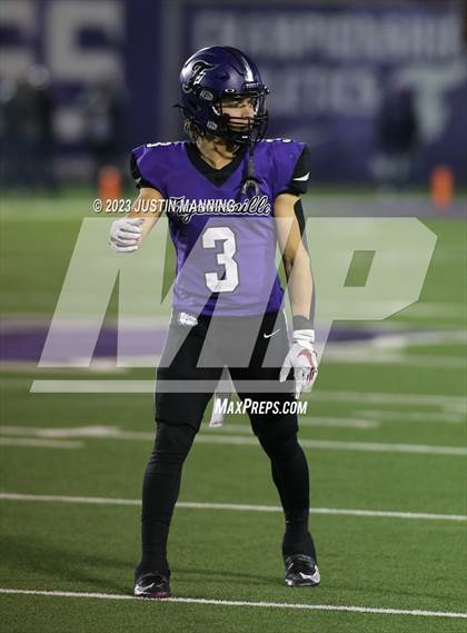 Thumbnail 3 in Conway vs. Fayetteville (AAA 7A Semifinal) photogallery.