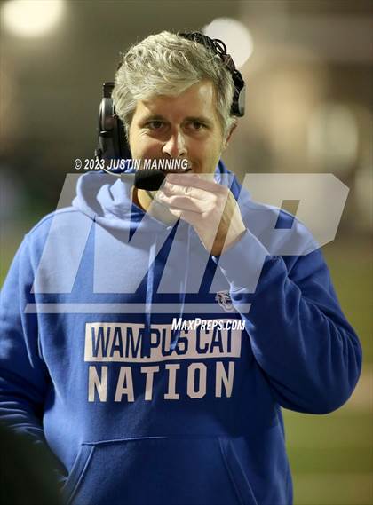 Thumbnail 3 in Conway vs. Fayetteville (AAA 7A Semifinal) photogallery.