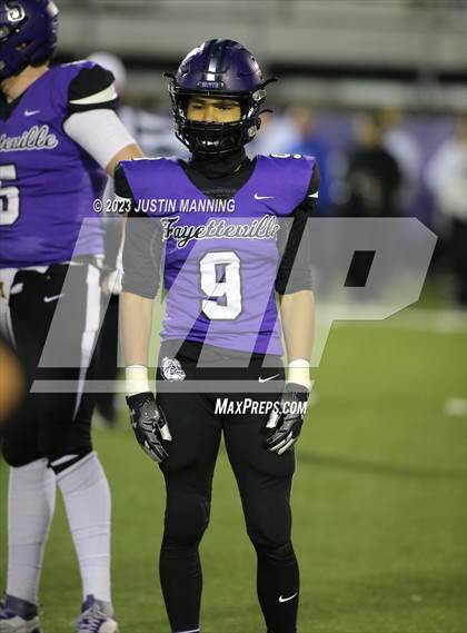 Thumbnail 2 in Conway vs. Fayetteville (AAA 7A Semifinal) photogallery.