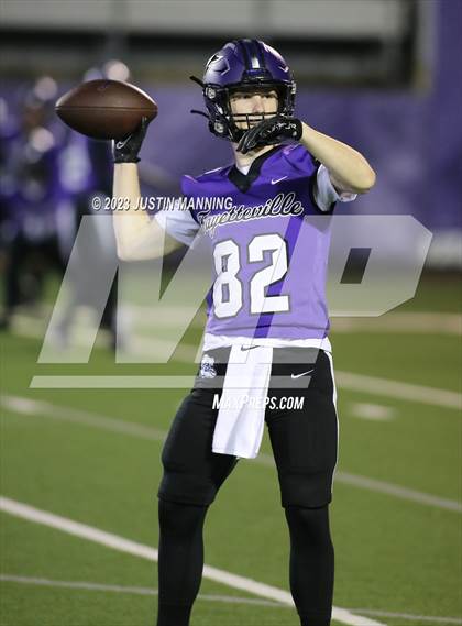 Thumbnail 2 in Conway vs. Fayetteville (AAA 7A Semifinal) photogallery.