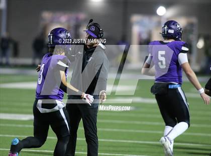 Thumbnail 1 in Conway vs. Fayetteville (AAA 7A Semifinal) photogallery.