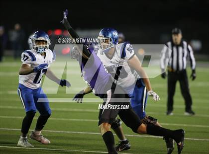 Thumbnail 3 in Conway vs. Fayetteville (AAA 7A Semifinal) photogallery.
