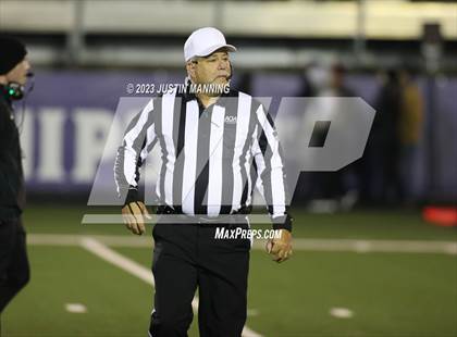 Thumbnail 1 in Conway vs. Fayetteville (AAA 7A Semifinal) photogallery.