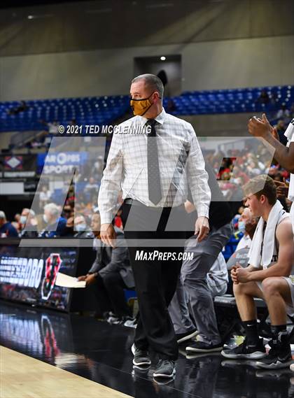 Thumbnail 1 in Jonesboro vs. Maumelle (AAA 5A Final) photogallery.