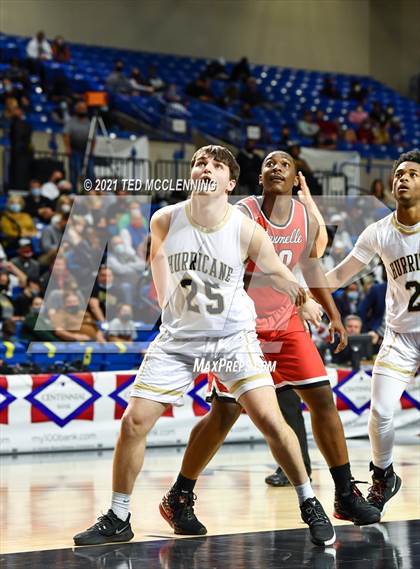 Thumbnail 1 in Jonesboro vs. Maumelle (AAA 5A Final) photogallery.