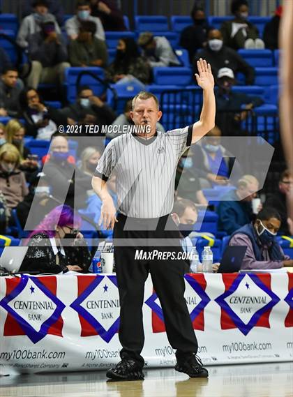 Thumbnail 2 in Jonesboro vs. Maumelle (AAA 5A Final) photogallery.
