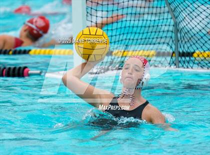 Thumbnail 2 in Newport Harbor vs Oaks Christian (Newport Invite) photogallery.