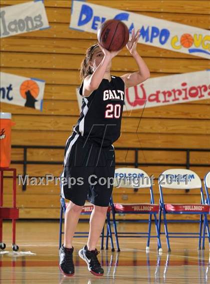 Thumbnail 3 in Galt vs. Reno (Lady Bulldogs Winter Classic) photogallery.