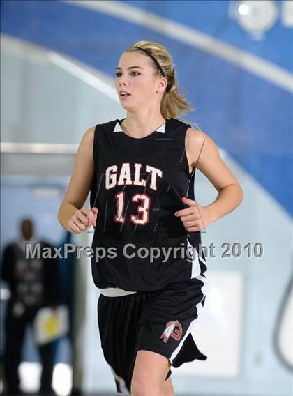 Thumbnail 1 in Galt vs. Reno (Lady Bulldogs Winter Classic) photogallery.