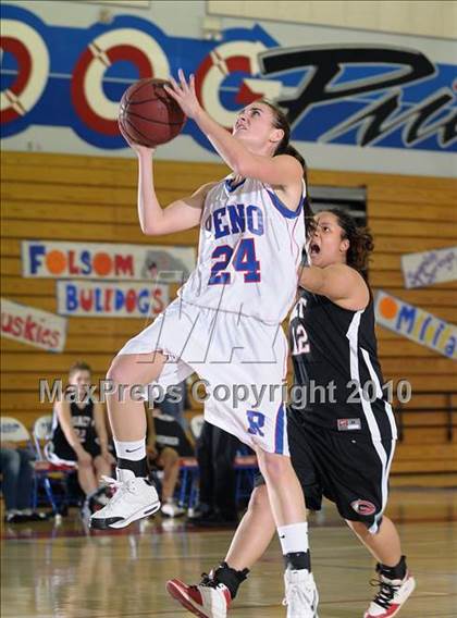 Thumbnail 2 in Galt vs. Reno (Lady Bulldogs Winter Classic) photogallery.