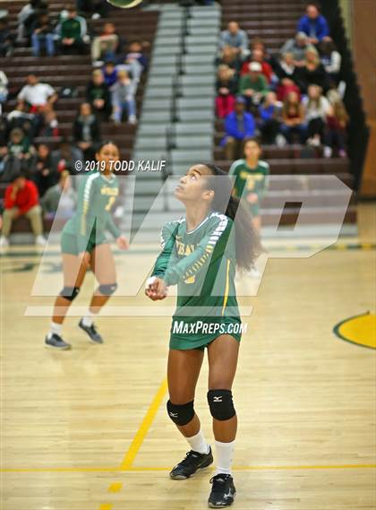 Thumbnail 1 in Bacon Academy @ New London (ECC Quarterfinal) photogallery.