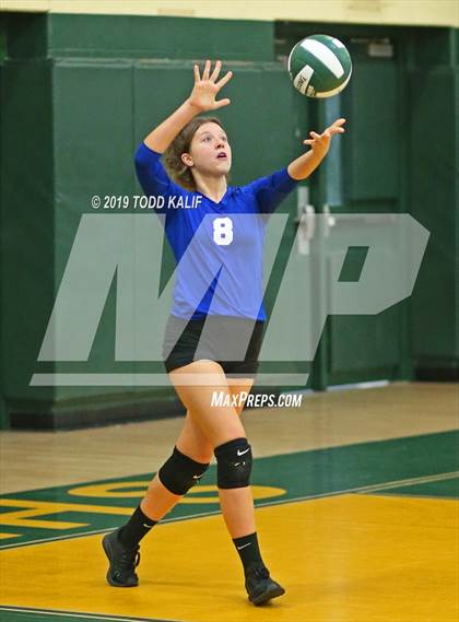 Thumbnail 1 in Bacon Academy @ New London (ECC Quarterfinal) photogallery.