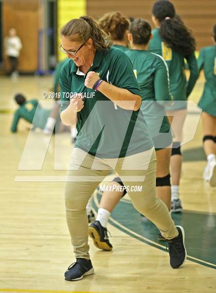 Thumbnail 2 in Bacon Academy @ New London (ECC Quarterfinal) photogallery.