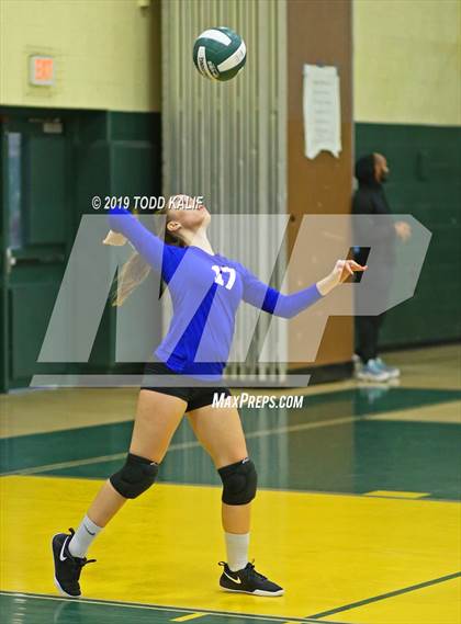 Thumbnail 1 in Bacon Academy @ New London (ECC Quarterfinal) photogallery.