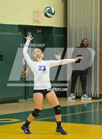 Thumbnail 3 in Bacon Academy @ New London (ECC Quarterfinal) photogallery.