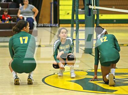 Thumbnail 1 in Bacon Academy @ New London (ECC Quarterfinal) photogallery.