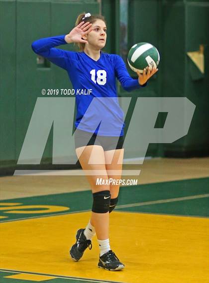 Thumbnail 1 in Bacon Academy @ New London (ECC Quarterfinal) photogallery.