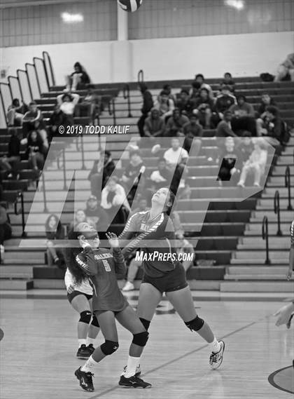 Thumbnail 1 in Bacon Academy @ New London (ECC Quarterfinal) photogallery.