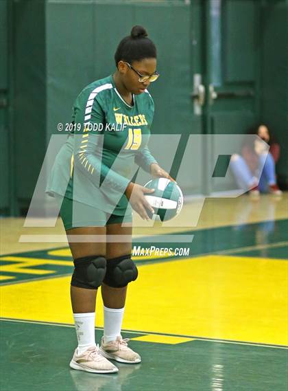 Thumbnail 1 in Bacon Academy @ New London (ECC Quarterfinal) photogallery.