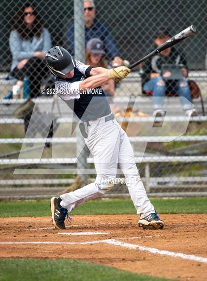 Thumbnail 2 in La Costa Canyon vs San Dieguito Academy (Scrimmage) photogallery.