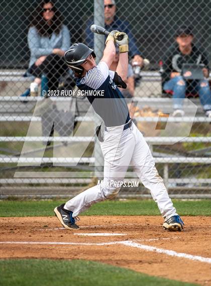 Thumbnail 3 in La Costa Canyon vs San Dieguito Academy (Scrimmage) photogallery.