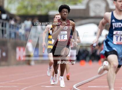 Thumbnail 3 in Penn Relays (4 X 400 Meter) photogallery.