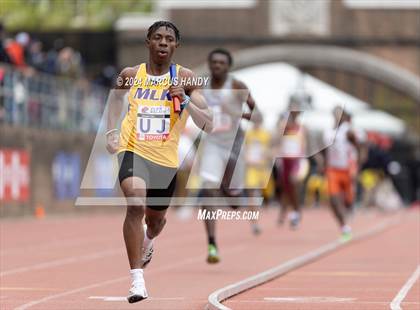 Thumbnail 2 in Penn Relays (4 X 400 Meter) photogallery.