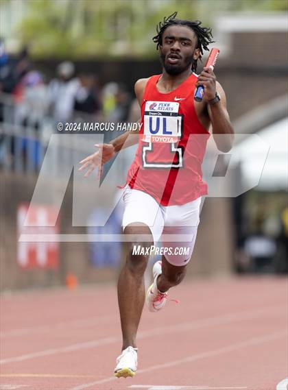 Thumbnail 3 in Penn Relays (4 X 400 Meter) photogallery.
