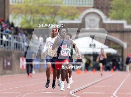 Thumbnail 3 in Penn Relays (4 X 400 Meter) photogallery.