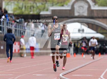 Thumbnail 2 in Penn Relays (4 X 400 Meter) photogallery.