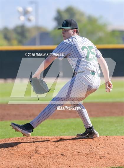 Thumbnail 2 in Santa Barbara vs. Summit (Coach Bob Invitational) photogallery.