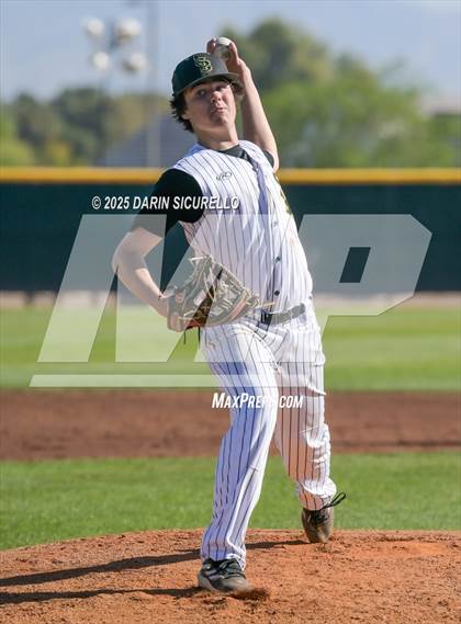 Thumbnail 3 in Santa Barbara vs. Summit (Coach Bob Invitational) photogallery.