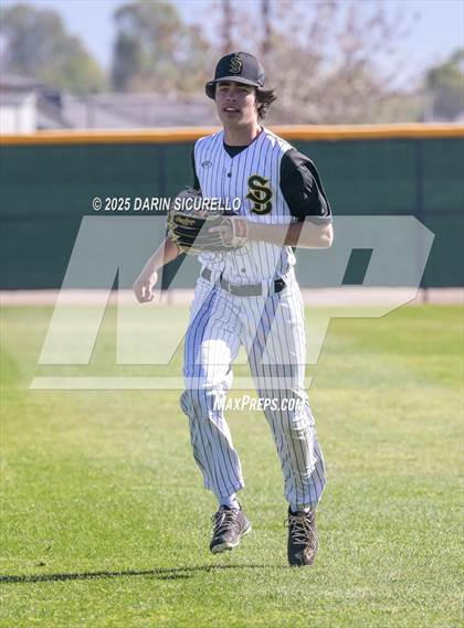 Thumbnail 3 in Santa Barbara vs. Summit (Coach Bob Invitational) photogallery.