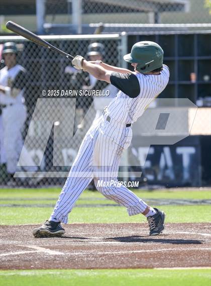 Thumbnail 2 in Santa Barbara vs. Summit (Coach Bob Invitational) photogallery.