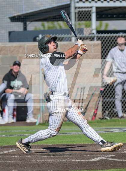 Thumbnail 3 in Santa Barbara vs. Summit (Coach Bob Invitational) photogallery.
