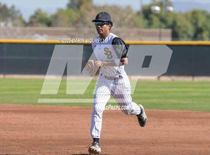 Thumbnail 3 in Santa Barbara vs. Summit (Coach Bob Invitational) photogallery.