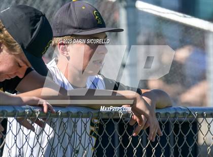 Thumbnail 2 in Santa Barbara vs. Summit (Coach Bob Invitational) photogallery.