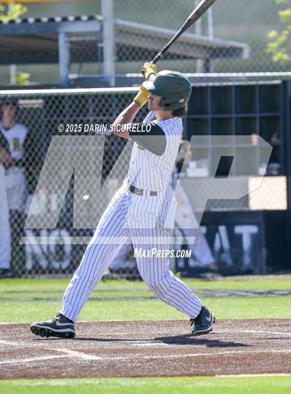 Thumbnail 3 in Santa Barbara vs. Summit (Coach Bob Invitational) photogallery.
