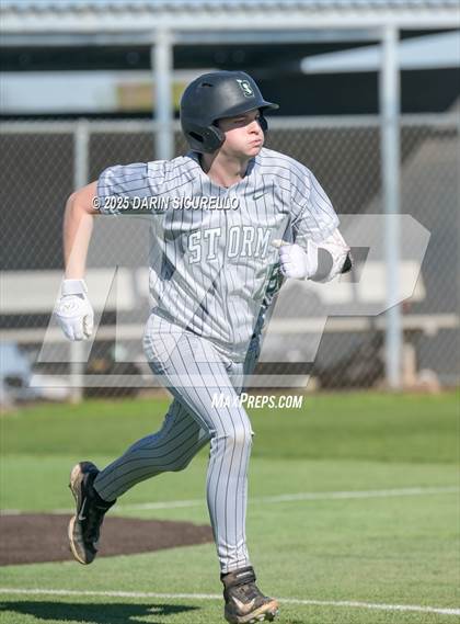 Thumbnail 3 in Santa Barbara vs. Summit (Coach Bob Invitational) photogallery.